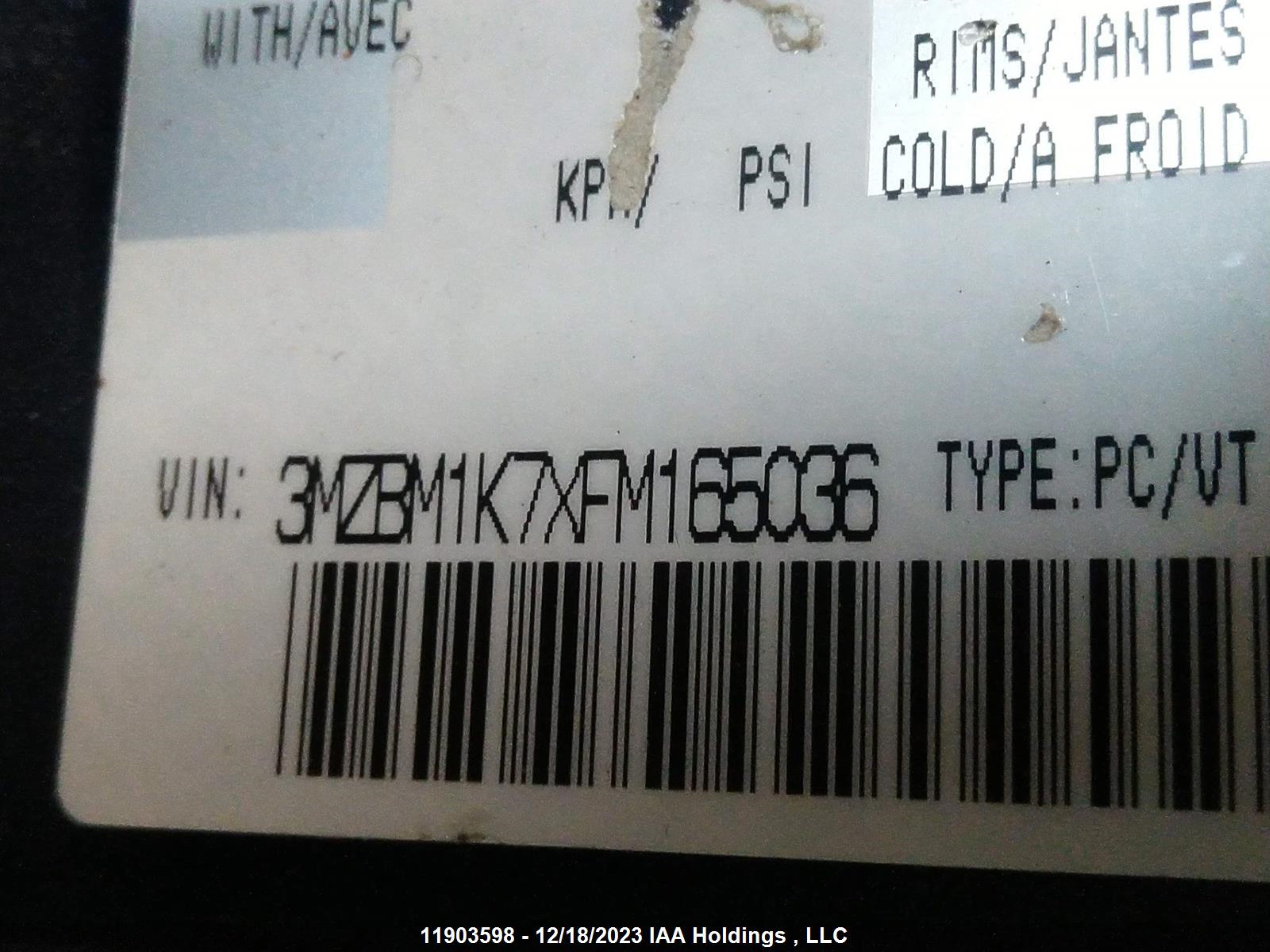 Photo 8 VIN: 3MZBM1K7XFM165036 - MAZDA 3 