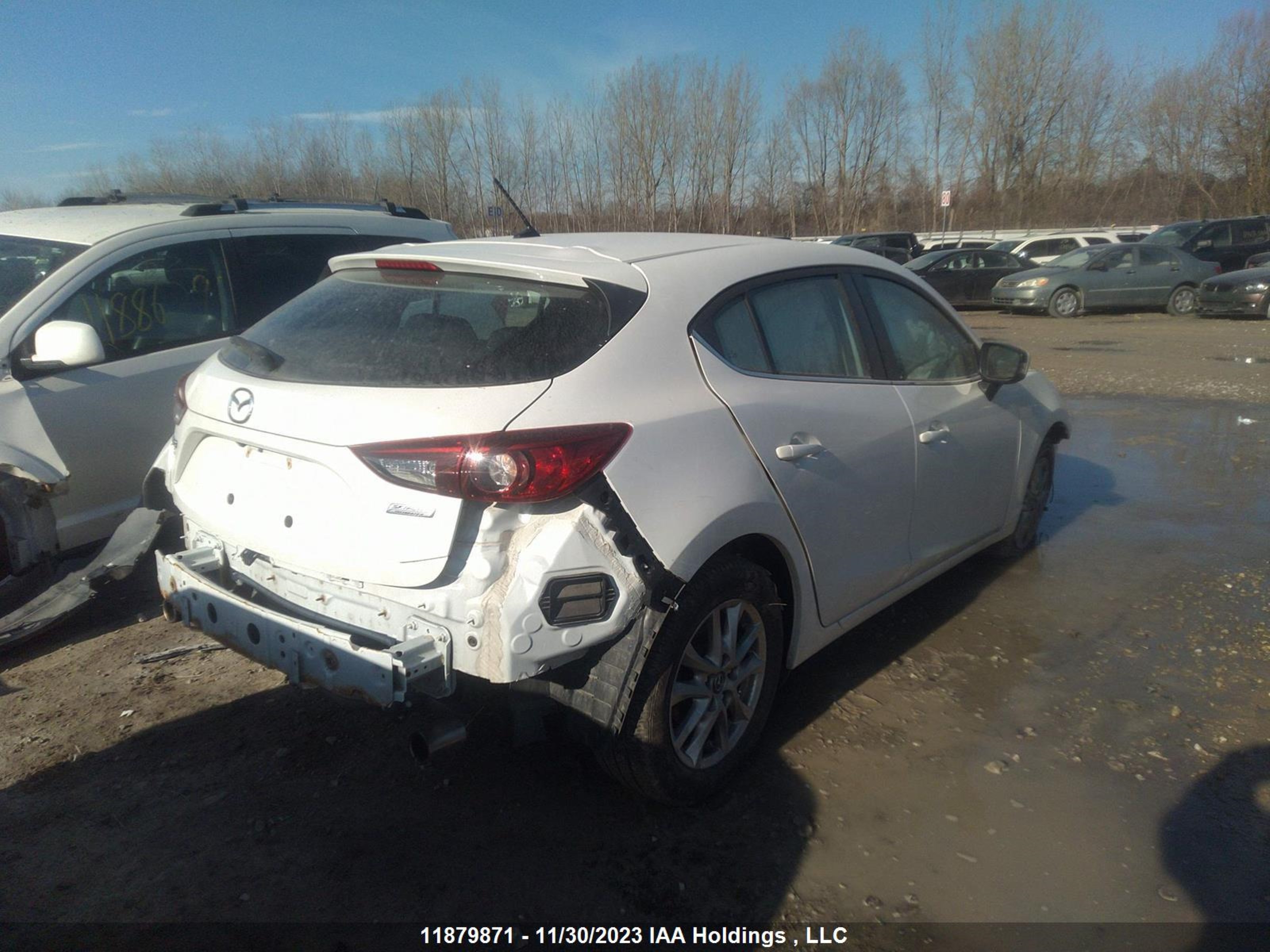 Photo 3 VIN: 3MZBM1L70FM183298 - MAZDA 3 