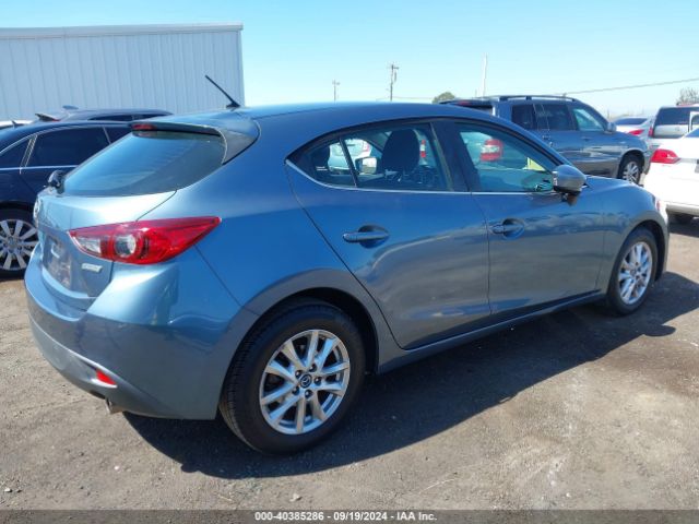 Photo 3 VIN: 3MZBM1L71FM202604 - MAZDA MAZDA3 