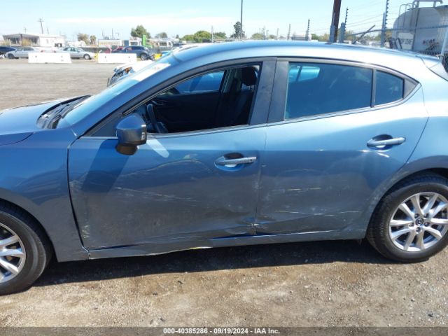 Photo 5 VIN: 3MZBM1L71FM202604 - MAZDA MAZDA3 