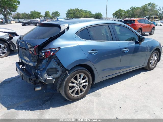 Photo 3 VIN: 3MZBM1L73FM214012 - MAZDA MAZDA3 