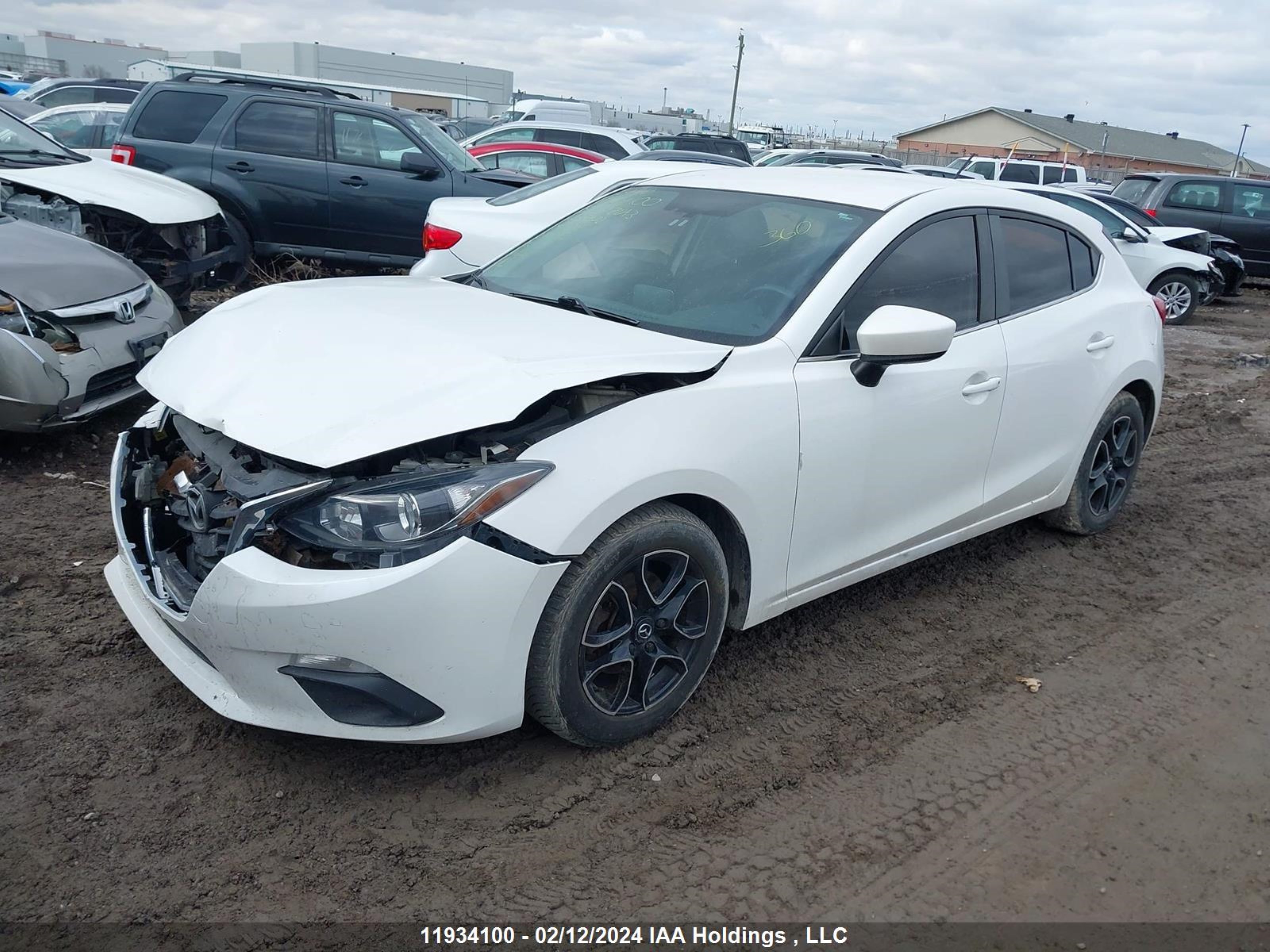 Photo 1 VIN: 3MZBM1L77FM163372 - MAZDA 3 