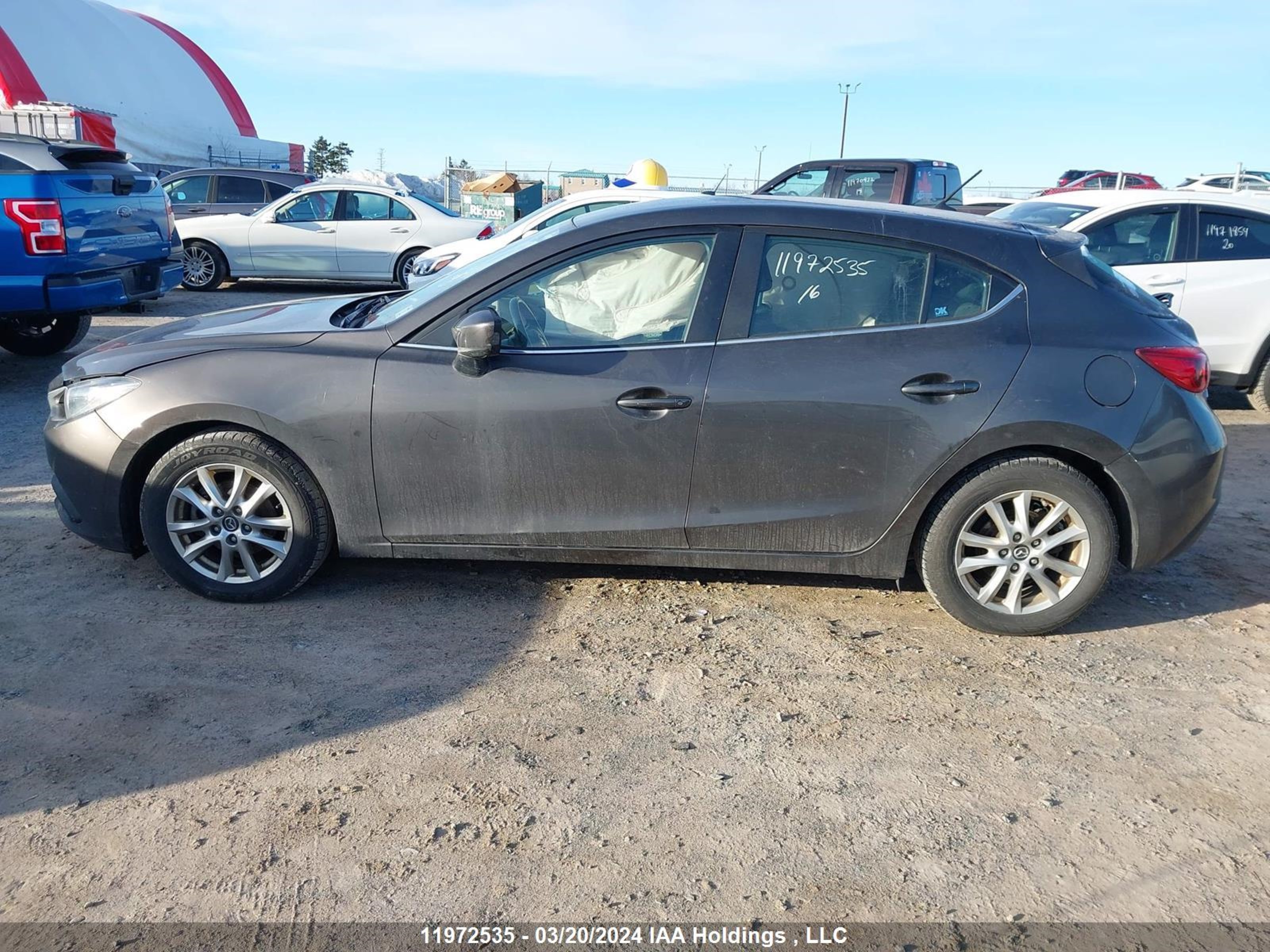 Photo 14 VIN: 3MZBM1L78GM309179 - MAZDA 3 