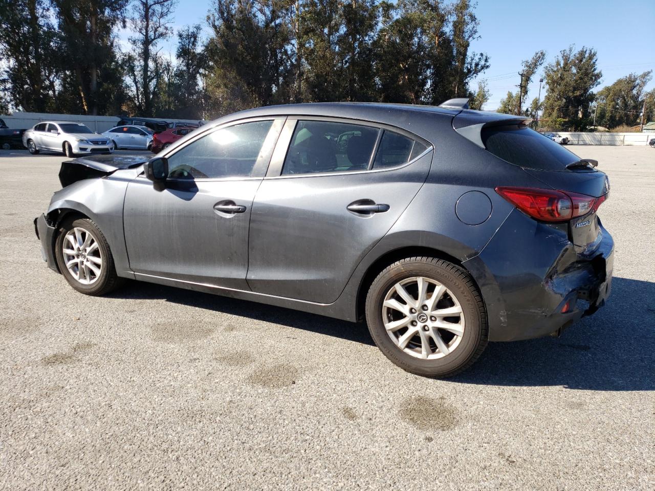 Photo 1 VIN: 3MZBM1L79FM146055 - MAZDA 3 