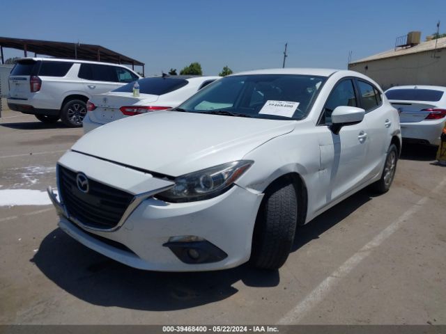 Photo 1 VIN: 3MZBM1L7XFM201774 - MAZDA 3 