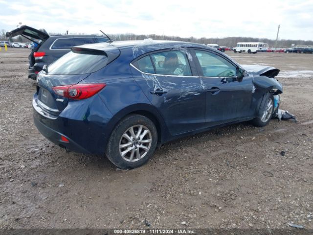 Photo 3 VIN: 3MZBM1L7XFM229137 - MAZDA MAZDA3 