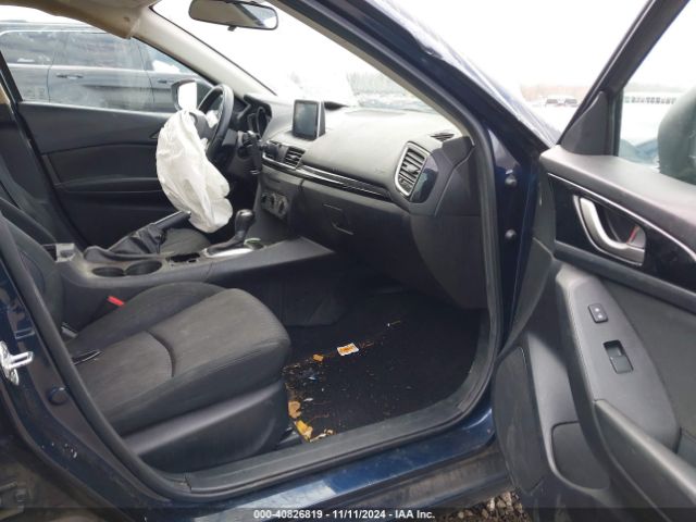 Photo 4 VIN: 3MZBM1L7XFM229137 - MAZDA MAZDA3 