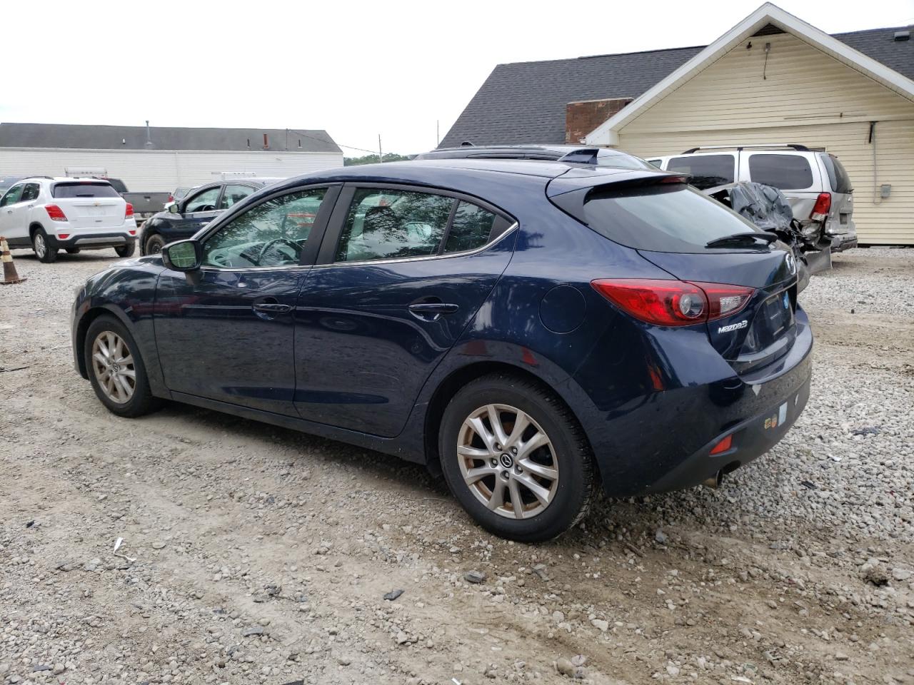 Photo 1 VIN: 3MZBM1M72FM233049 - MAZDA 3 