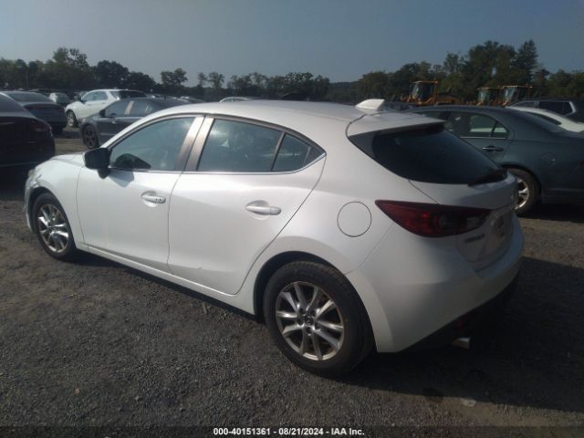 Photo 2 VIN: 3MZBM1M74FM236258 - MAZDA MAZDA3 