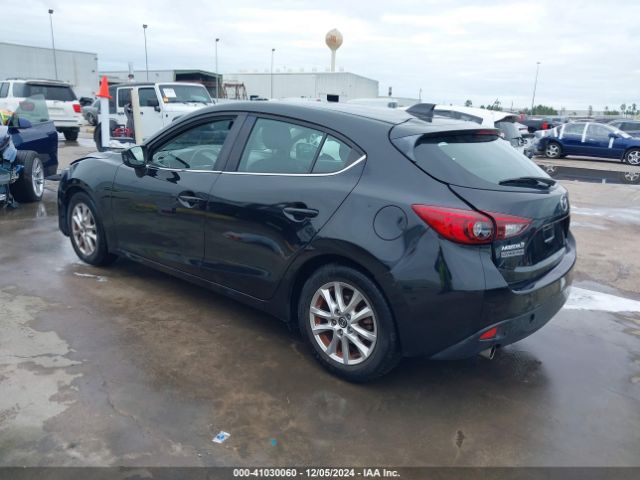 Photo 2 VIN: 3MZBM1N75GM267972 - MAZDA MAZDA3 