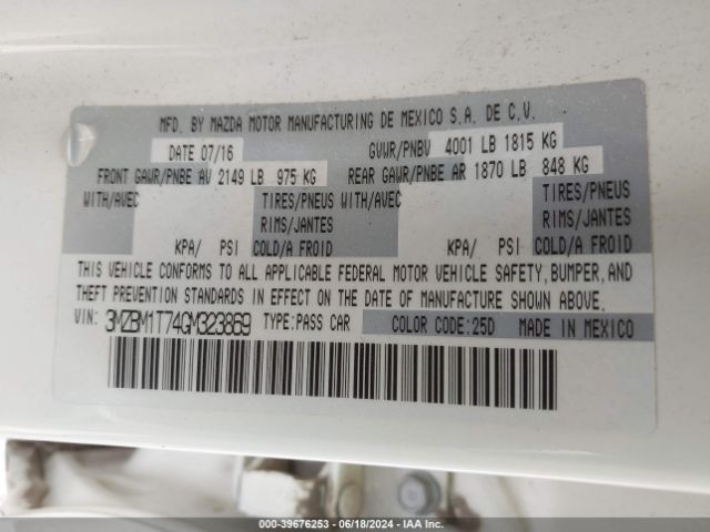 Photo 8 VIN: 3MZBM1T74GM323869 - MAZDA MAZDA3 