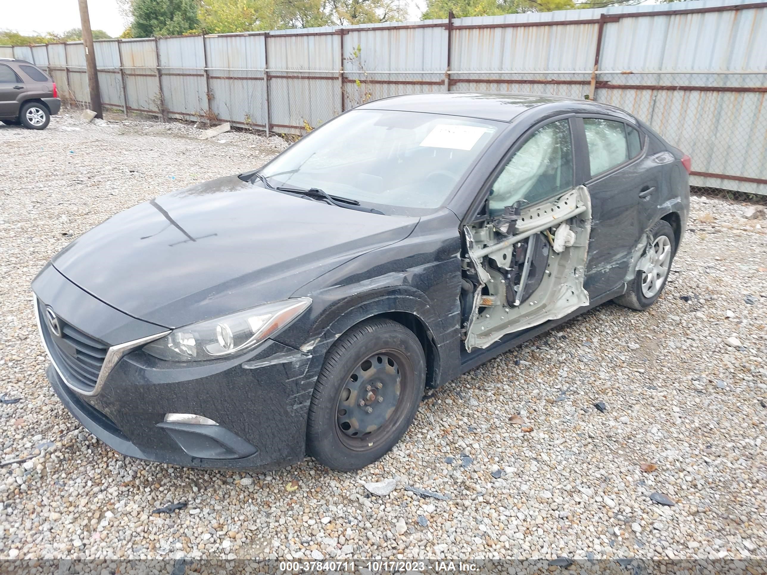 Photo 1 VIN: 3MZBM1T78GM316343 - MAZDA 3 