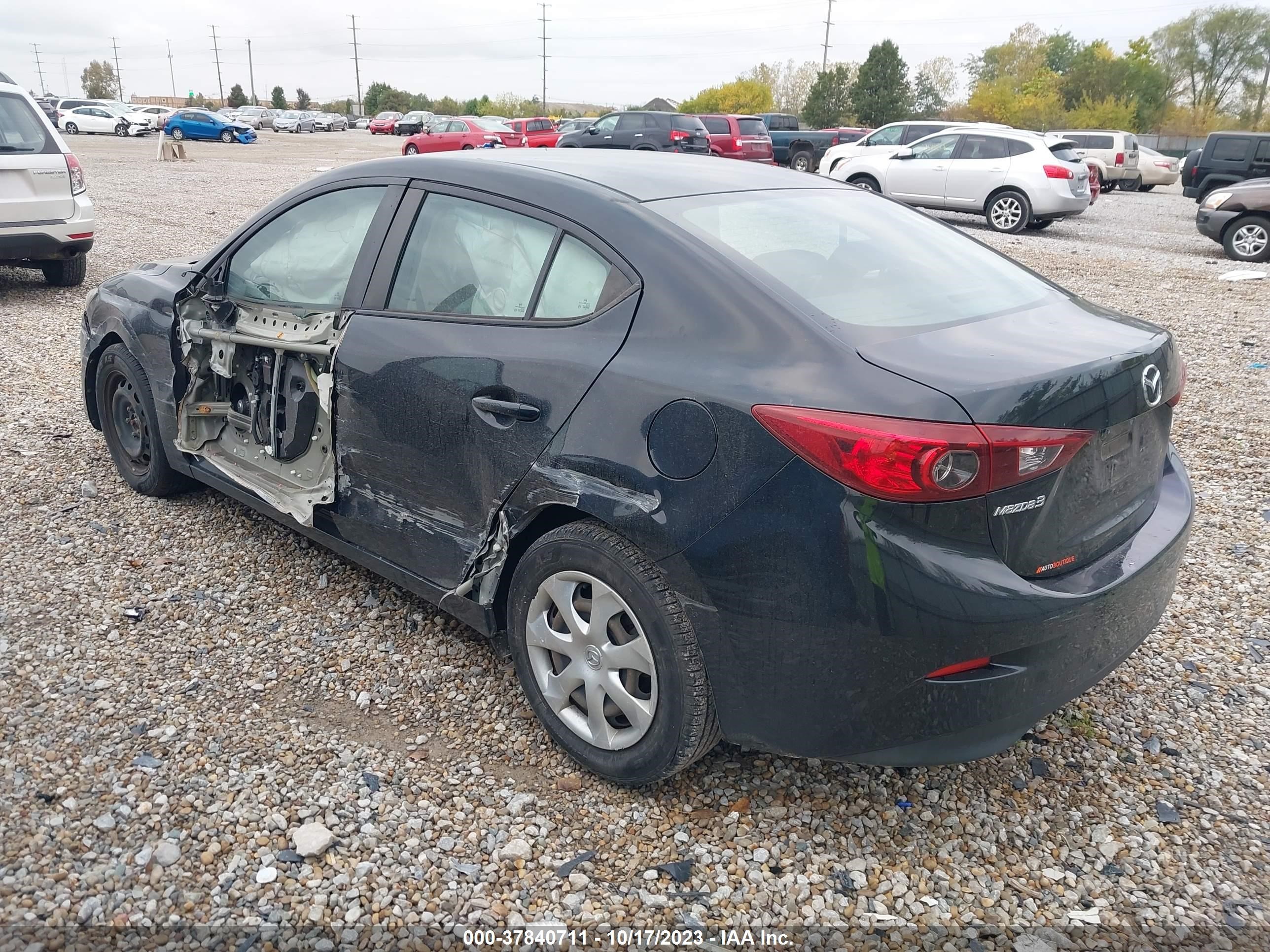 Photo 2 VIN: 3MZBM1T78GM316343 - MAZDA 3 