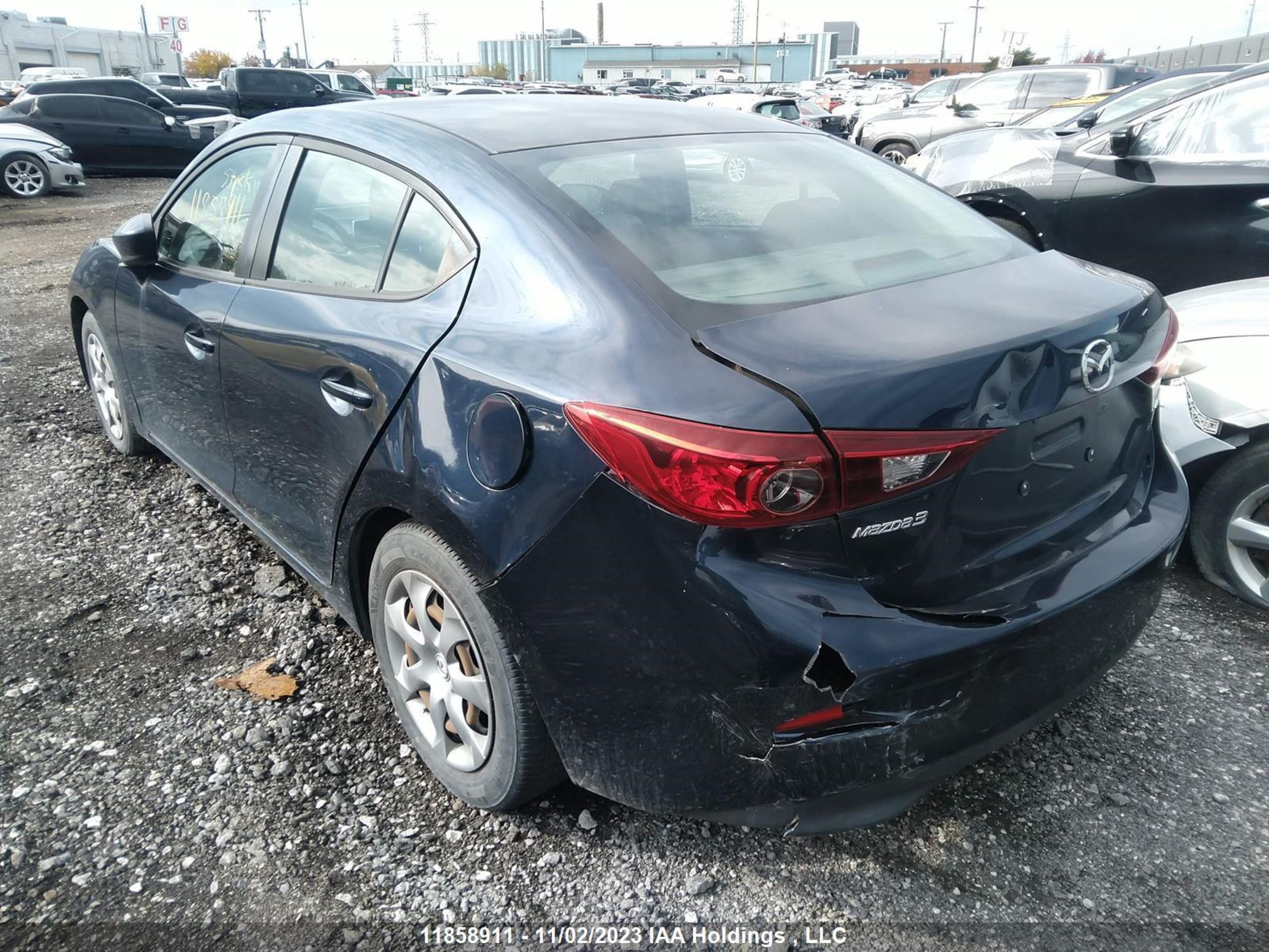 Photo 2 VIN: 3MZBM1U70EM106492 - MAZDA 3 