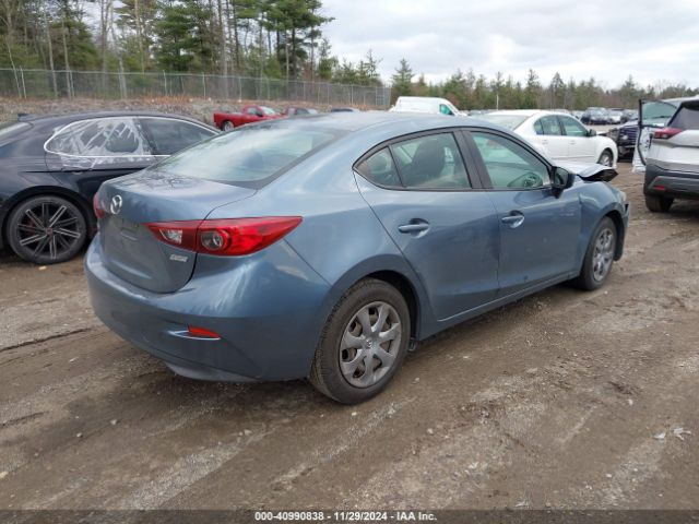 Photo 3 VIN: 3MZBM1U70FM154088 - MAZDA MAZDA3 