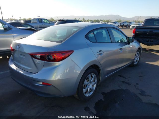 Photo 3 VIN: 3MZBM1U70FM156102 - MAZDA MAZDA3 