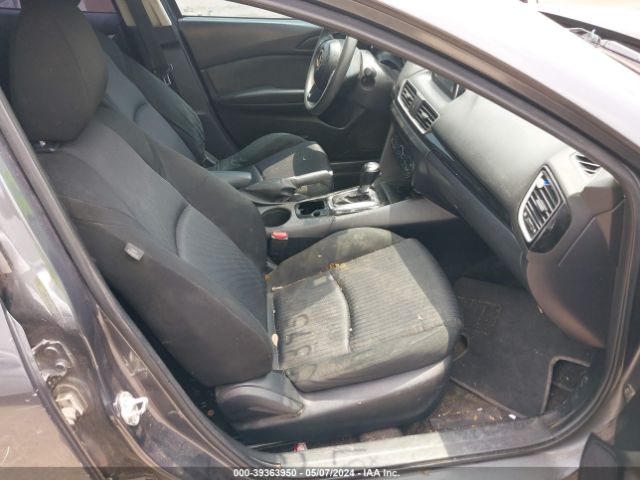 Photo 4 VIN: 3MZBM1U70FM158190 - MAZDA MAZDA3 