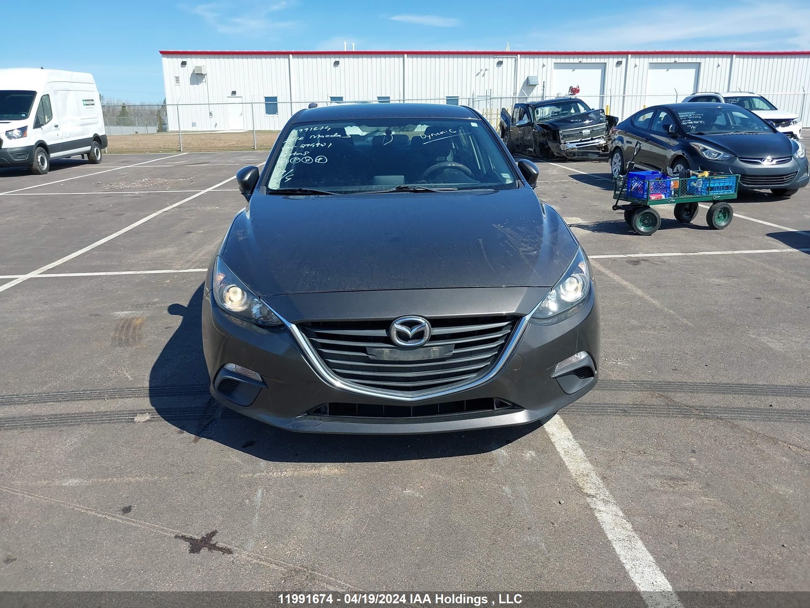 Photo 11 VIN: 3MZBM1U70GM294921 - MAZDA 3 