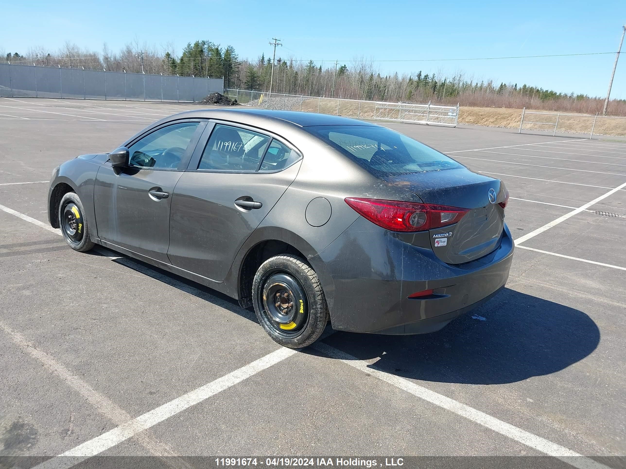 Photo 2 VIN: 3MZBM1U70GM294921 - MAZDA 3 