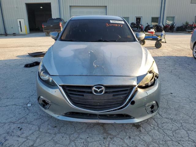 Photo 4 VIN: 3MZBM1U70GM300877 - MAZDA 3 