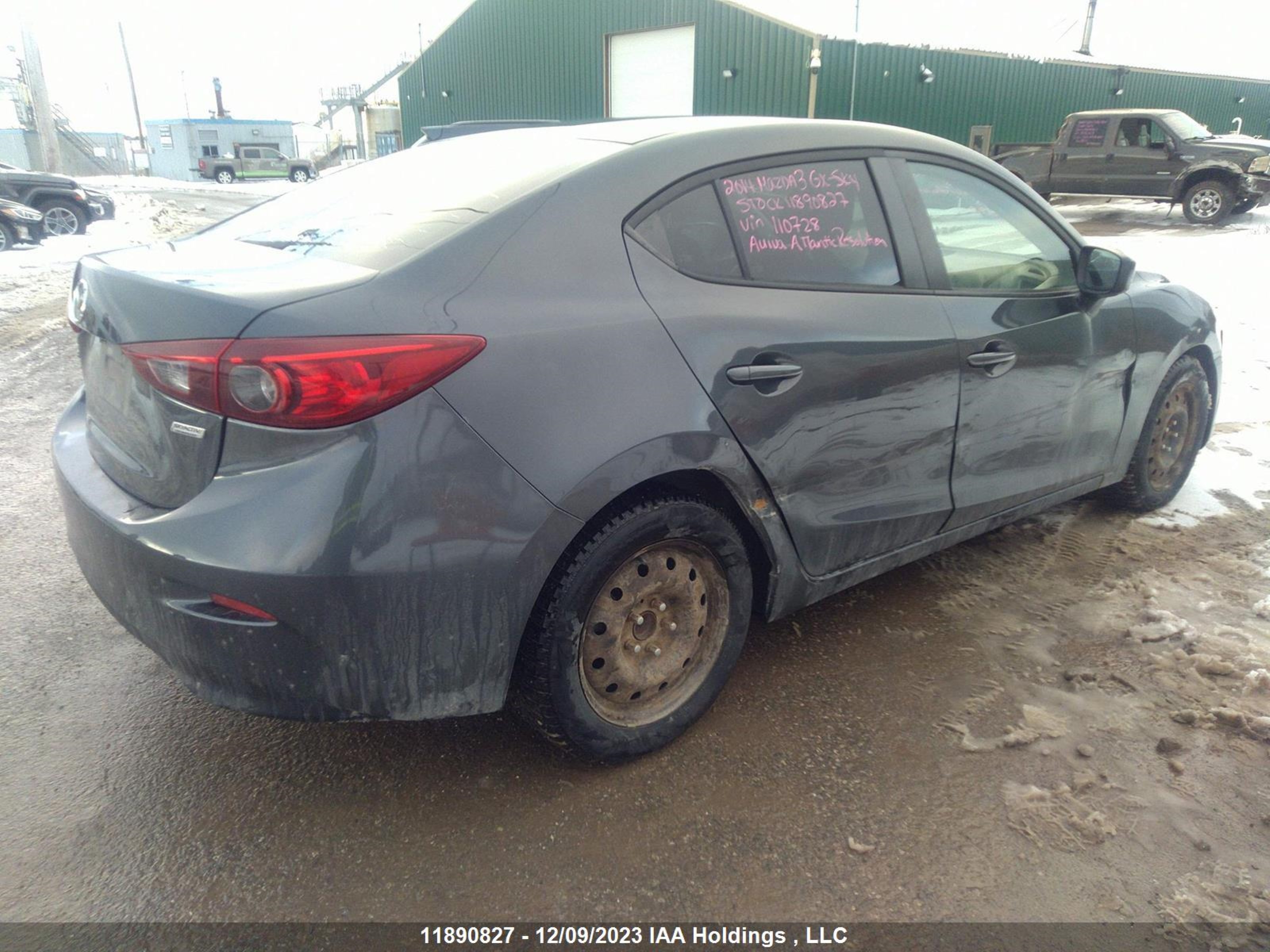 Photo 3 VIN: 3MZBM1U71EM110728 - MAZDA 3 