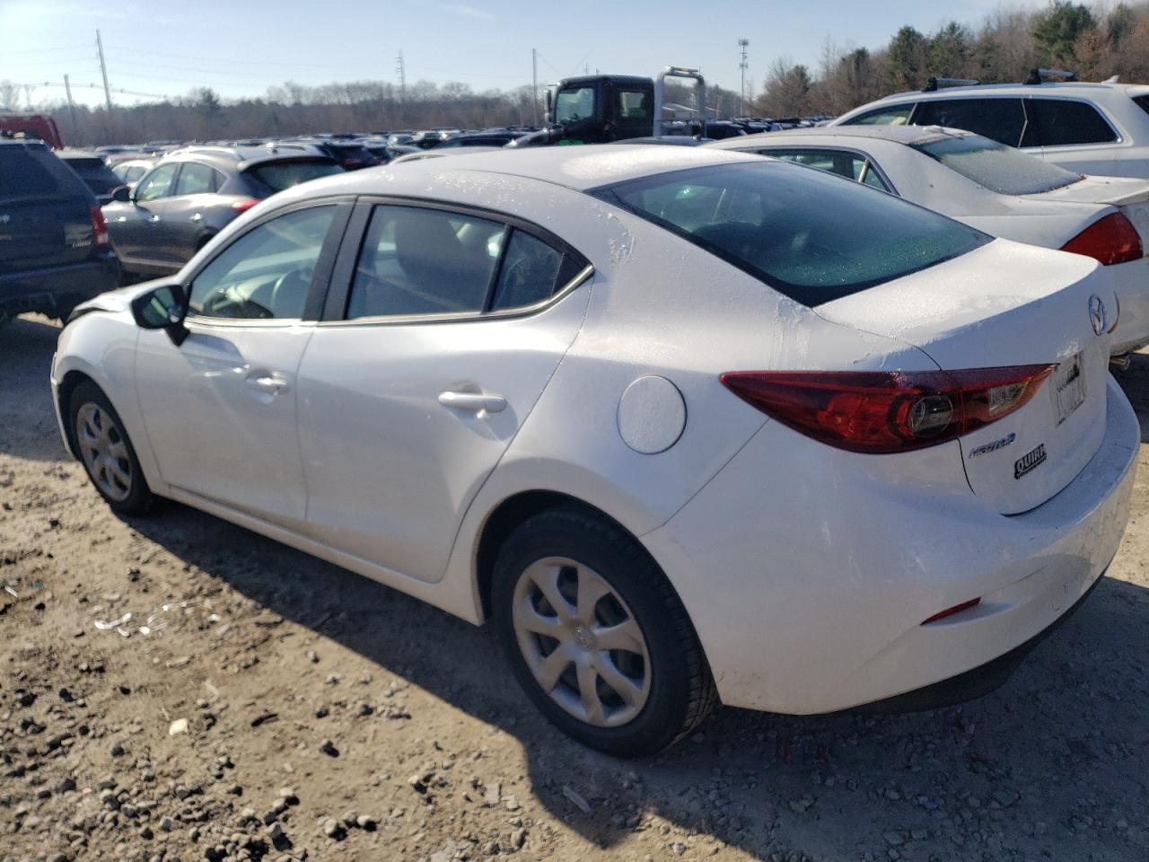 Photo 1 VIN: 3MZBM1U71FM145464 - MAZDA 3 