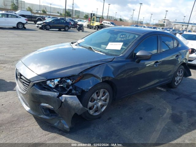 Photo 1 VIN: 3MZBM1U71FM193031 - MAZDA MAZDA3 