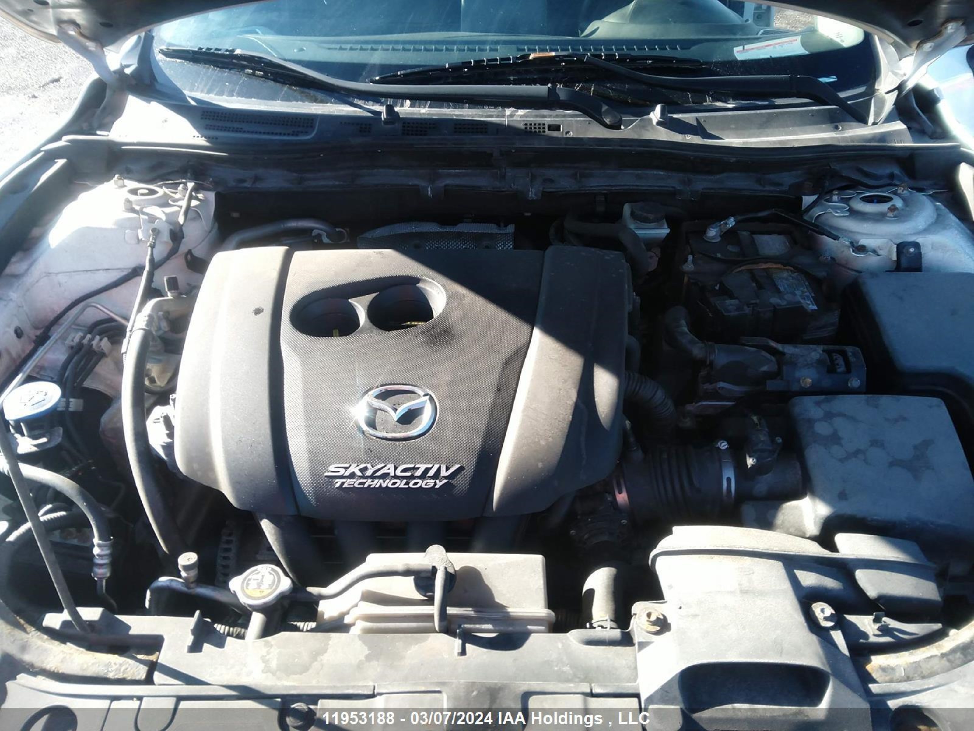 Photo 9 VIN: 3MZBM1U71GM310785 - MAZDA 3 