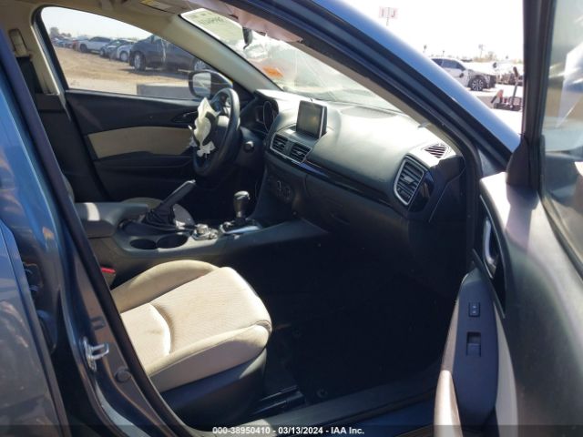 Photo 4 VIN: 3MZBM1U72FM135414 - MAZDA MAZDA3 