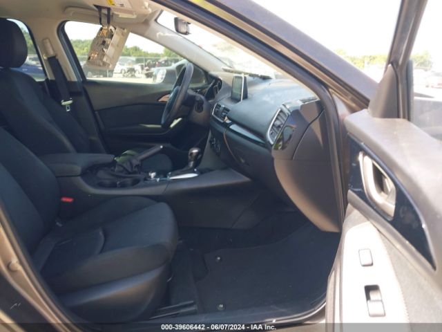 Photo 4 VIN: 3MZBM1U72FM192017 - MAZDA MAZDA3 