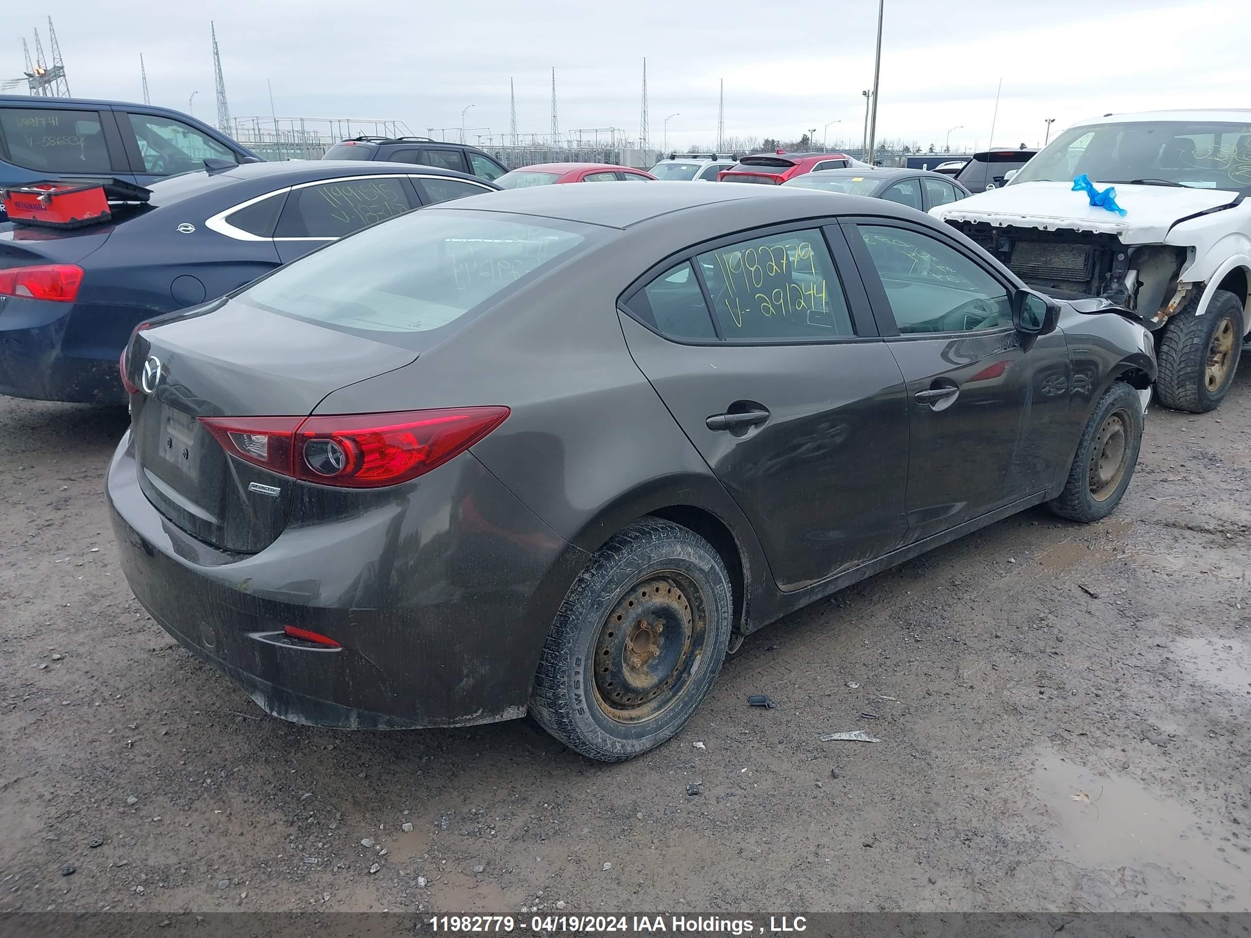 Photo 3 VIN: 3MZBM1U72GM291244 - MAZDA 3 