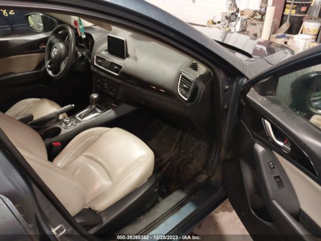 Photo 4 VIN: 3MZBM1U73FM137317 - MAZDA MAZDA3 