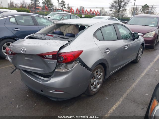 Photo 3 VIN: 3MZBM1U73FM160404 - MAZDA MAZDA3 