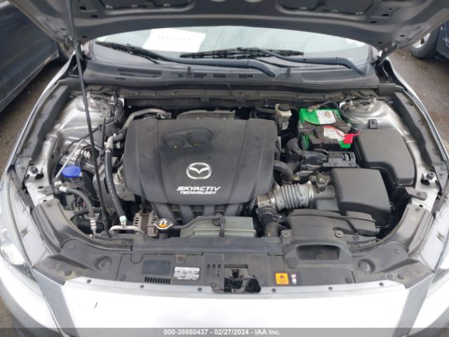 Photo 9 VIN: 3MZBM1U73FM160404 - MAZDA MAZDA3 