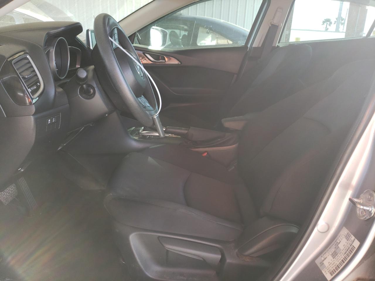 Photo 6 VIN: 3MZBM1U73FM164419 - MAZDA 3 