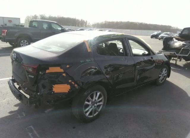 Photo 3 VIN: 3MZBM1U73GM247057 - MAZDA MAZDA3 