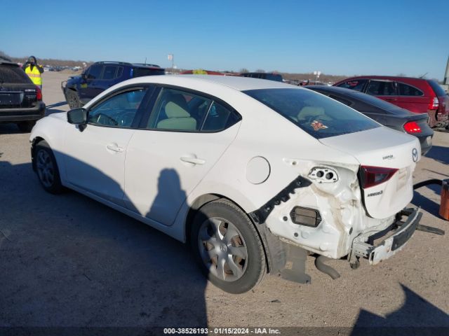 Photo 2 VIN: 3MZBM1U74EM106415 - MAZDA MAZDA3 