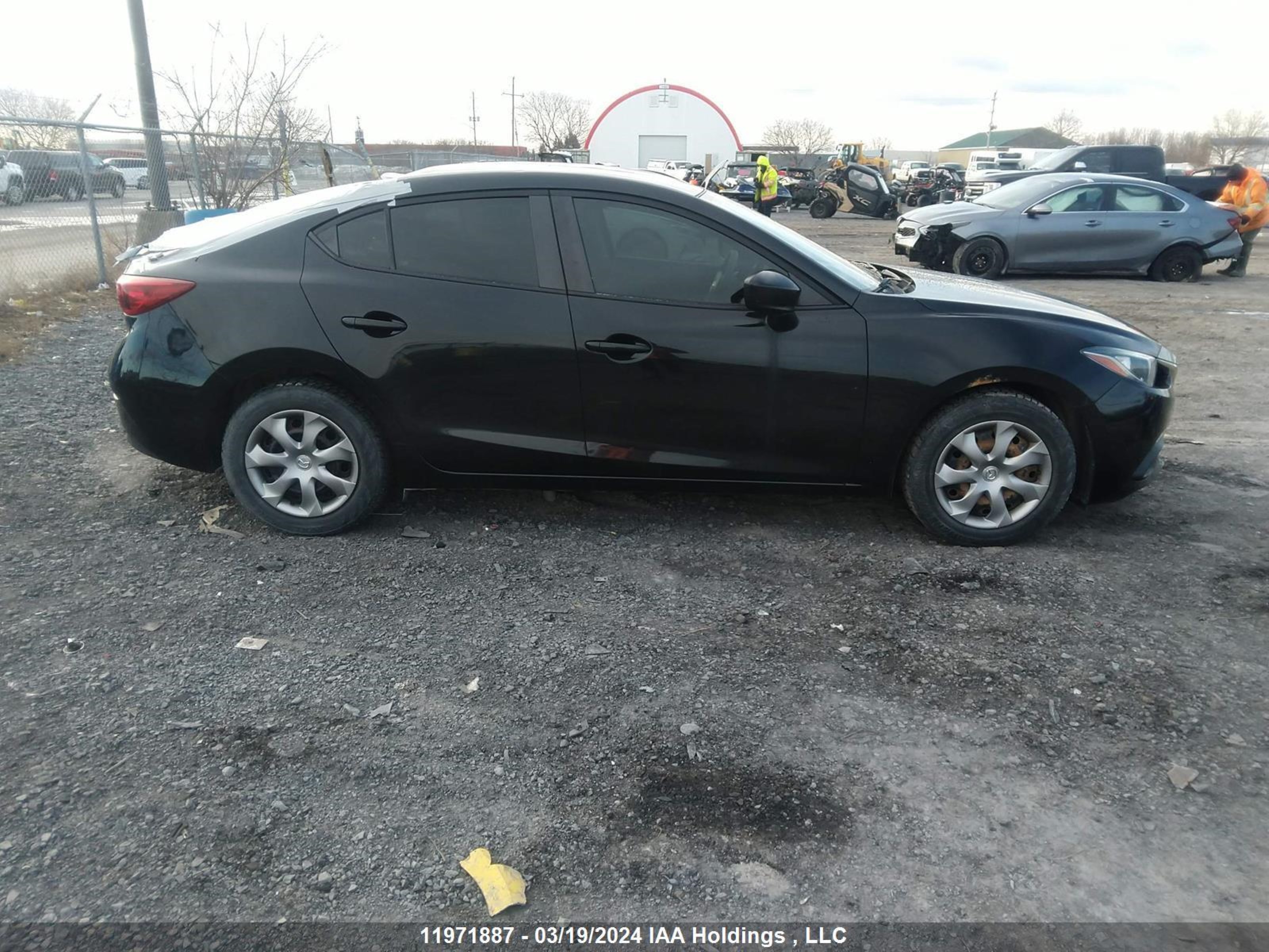 Photo 12 VIN: 3MZBM1U74EM106740 - MAZDA 3 