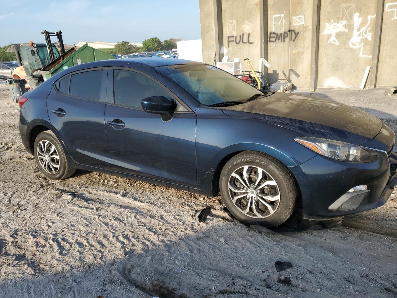 Photo 3 VIN: 3MZBM1U76FM182316 - MAZDA 3 