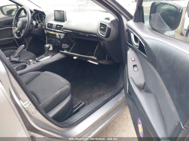 Photo 4 VIN: 3MZBM1U76FM215637 - MAZDA MAZDA3 