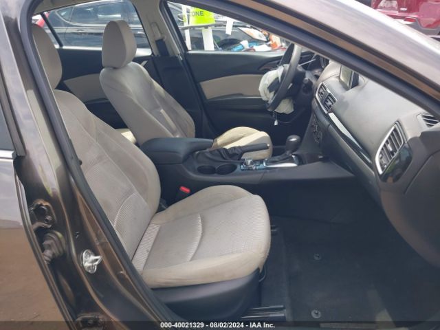 Photo 4 VIN: 3MZBM1U76GM267352 - MAZDA MAZDA3 