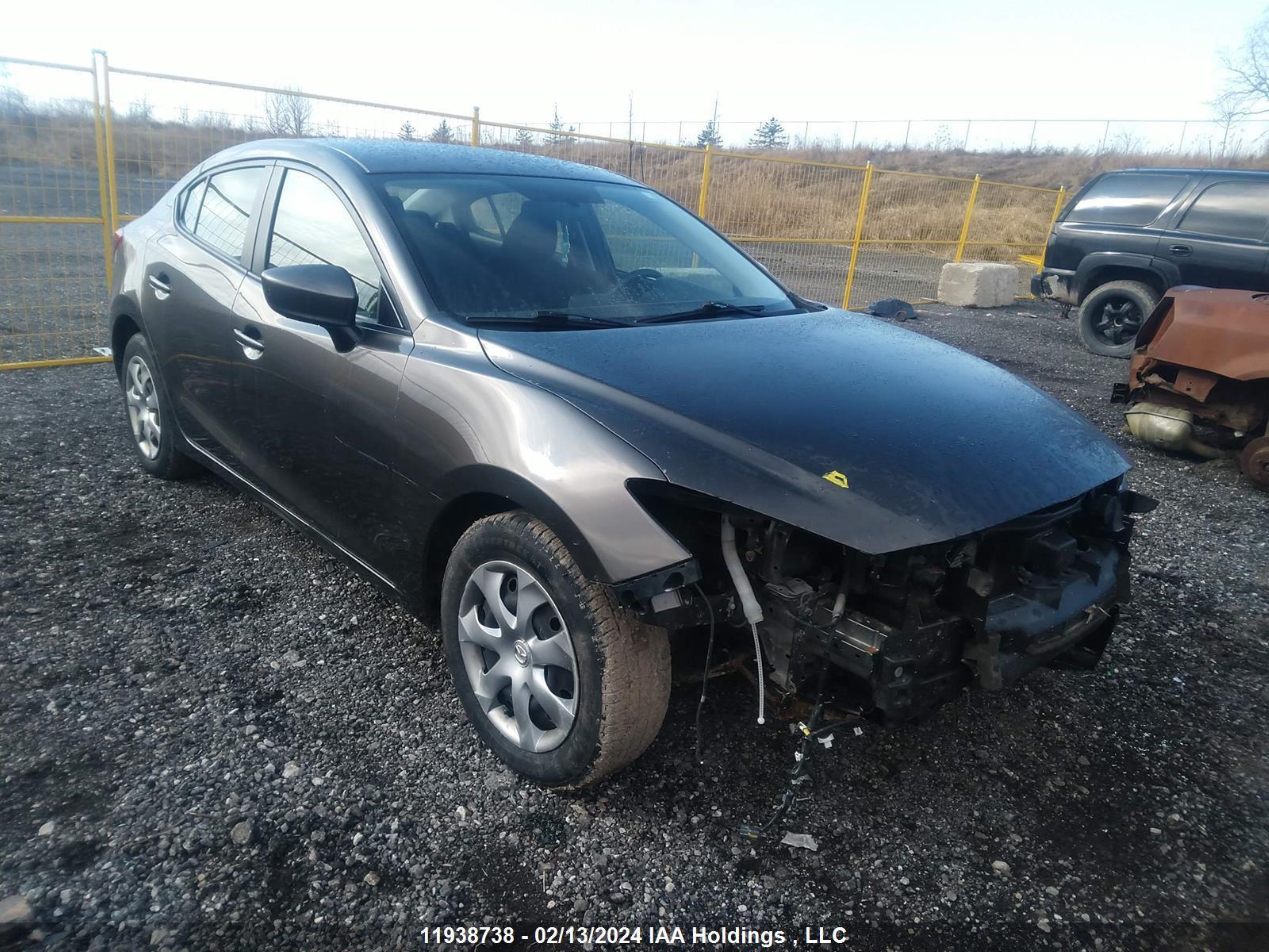 Photo 0 VIN: 3MZBM1U77FM138471 - MAZDA 3 