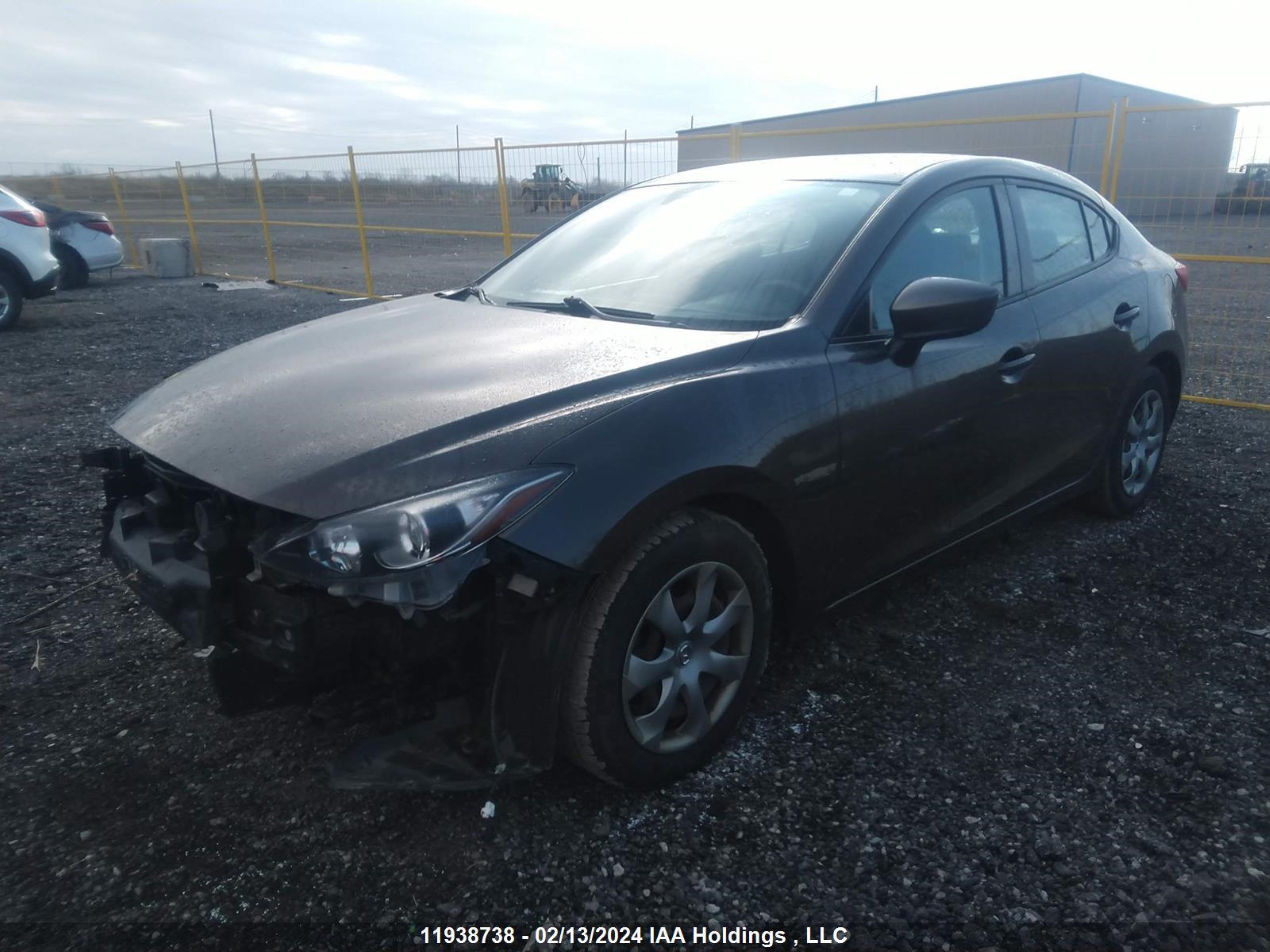 Photo 1 VIN: 3MZBM1U77FM138471 - MAZDA 3 