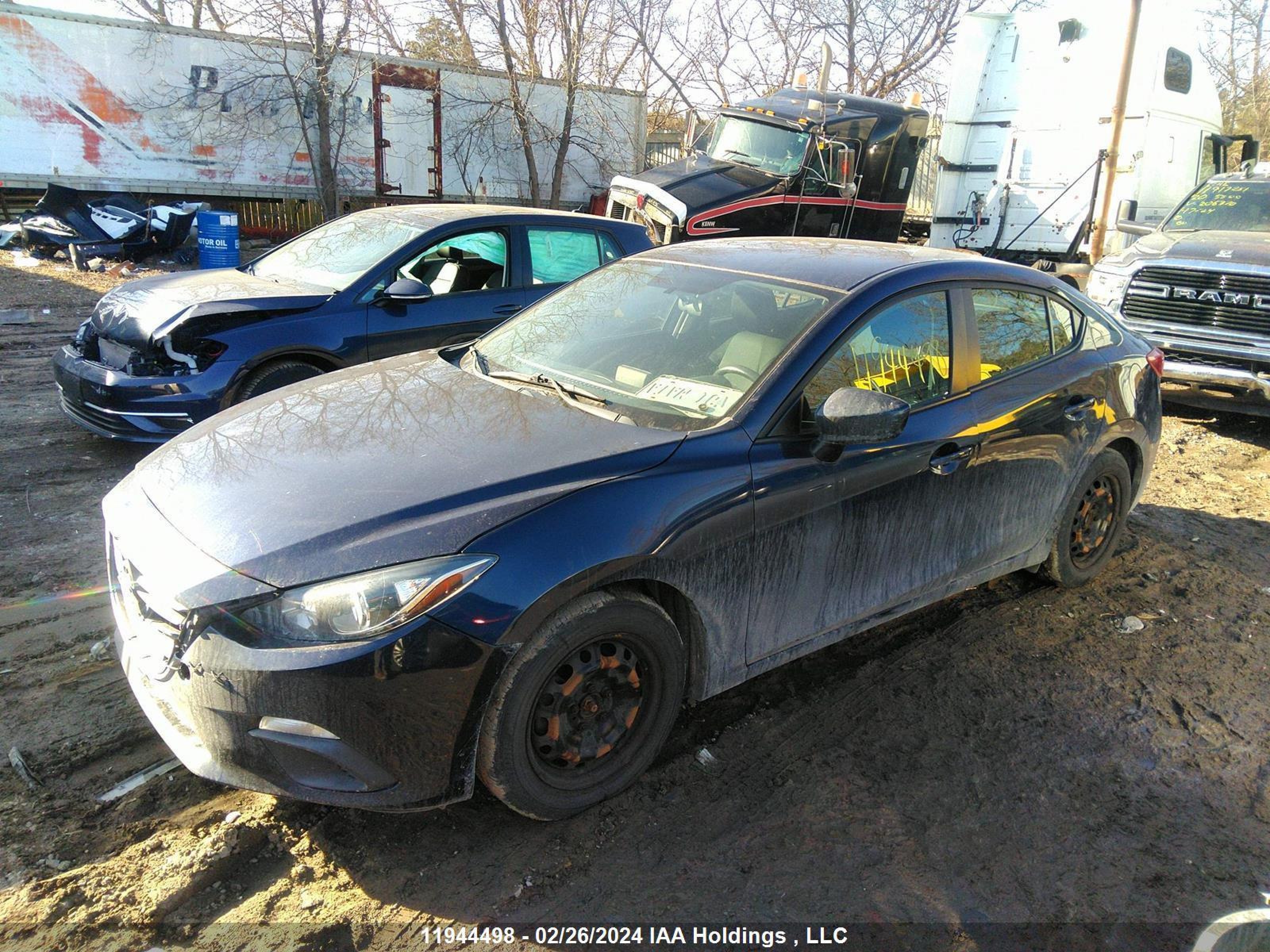 Photo 1 VIN: 3MZBM1U77FM174337 - MAZDA 3 