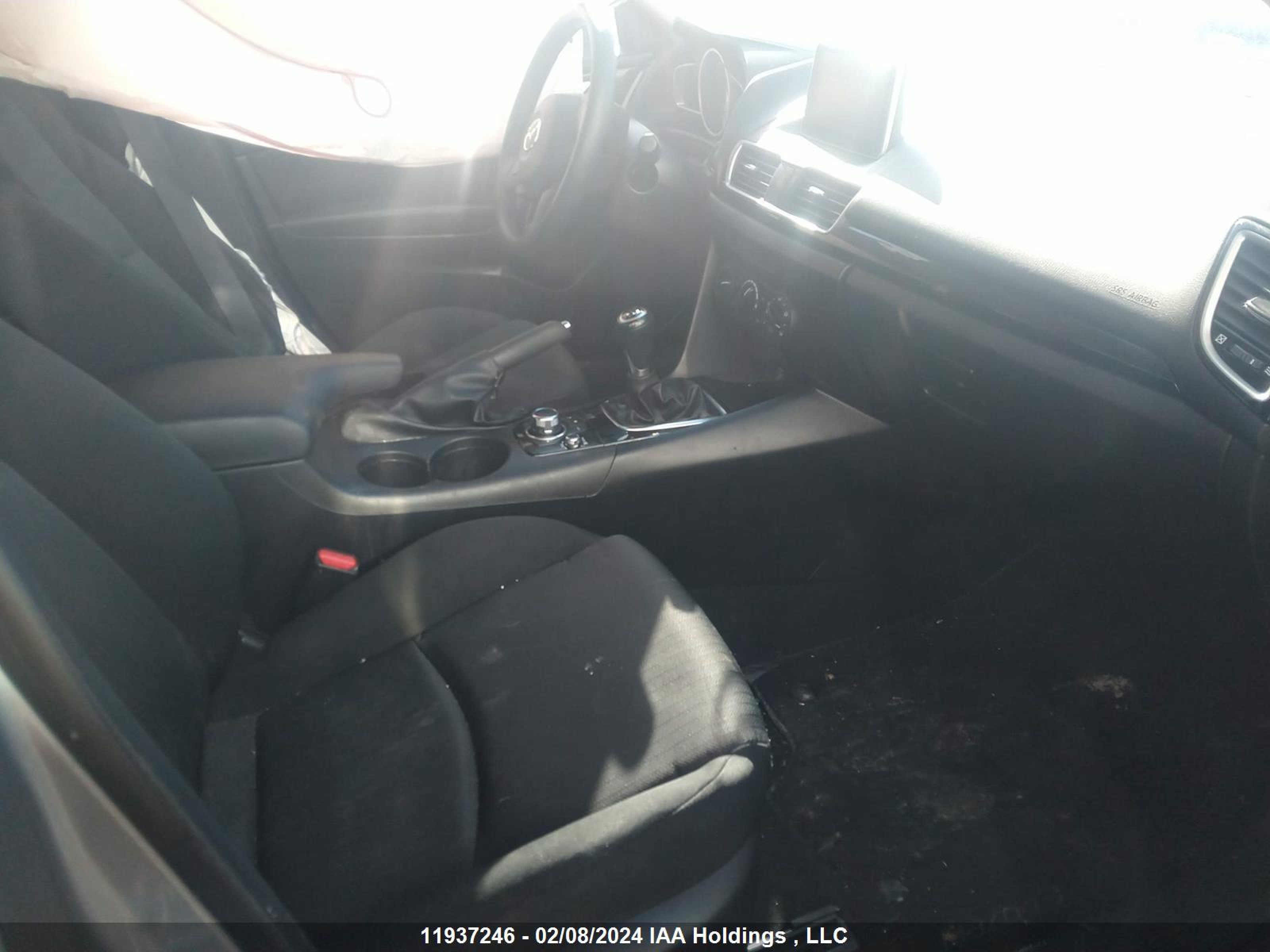 Photo 4 VIN: 3MZBM1U77GM290686 - MAZDA 3 