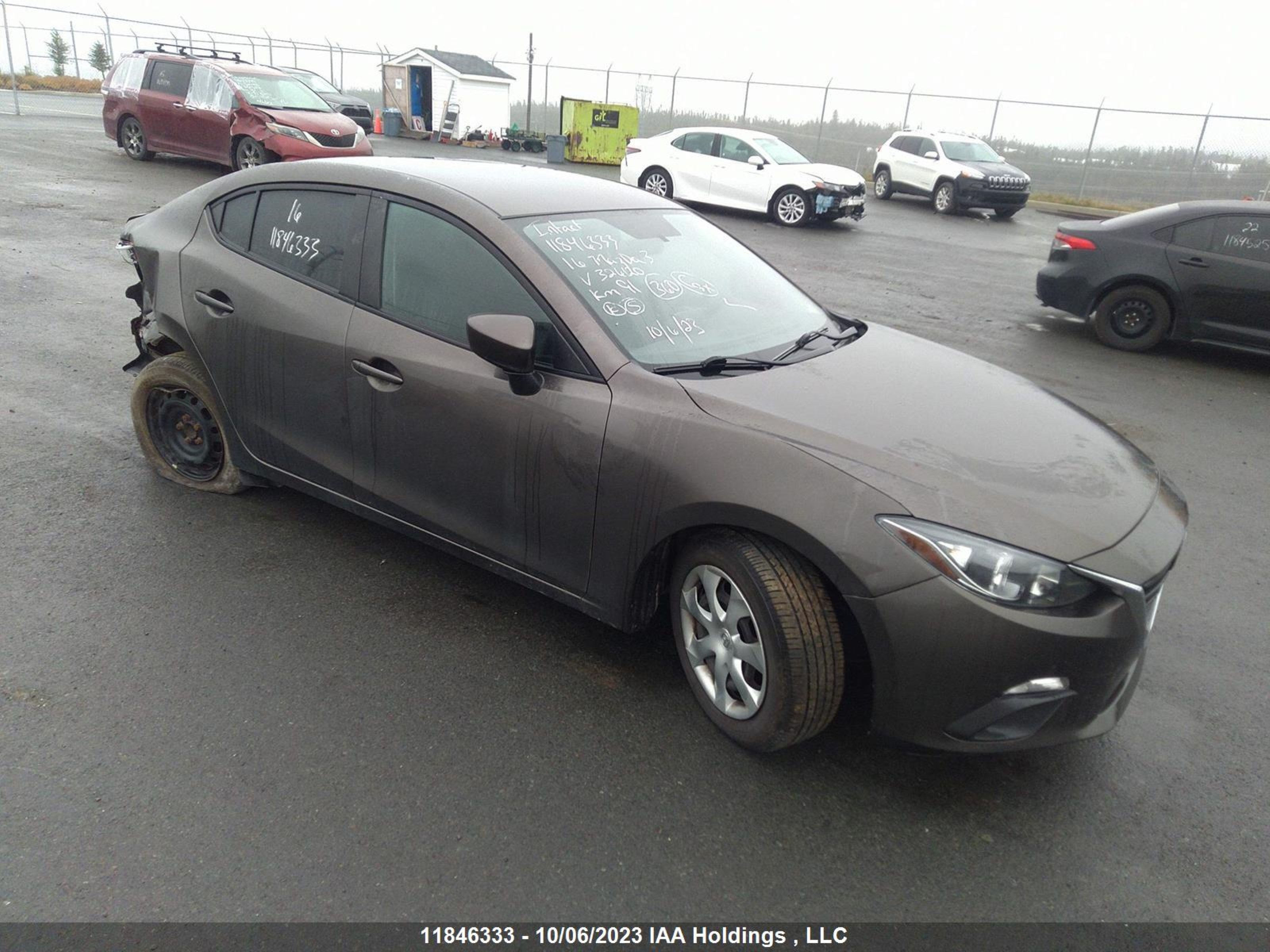 Photo 0 VIN: 3MZBM1U77GM326120 - MAZDA 3 