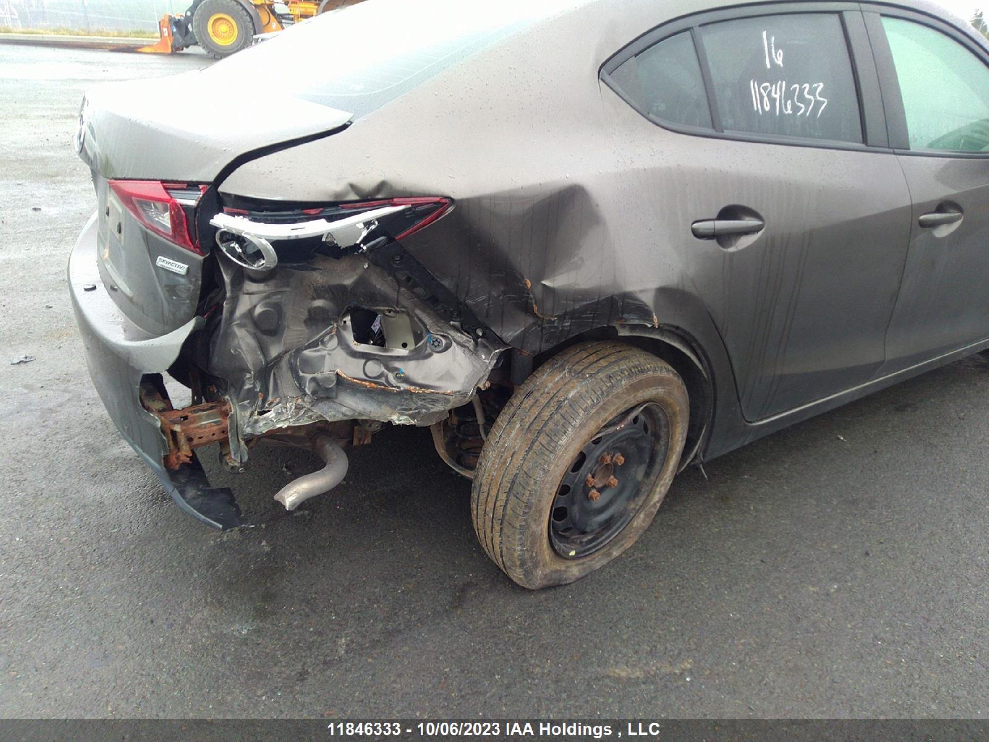 Photo 5 VIN: 3MZBM1U77GM326120 - MAZDA 3 