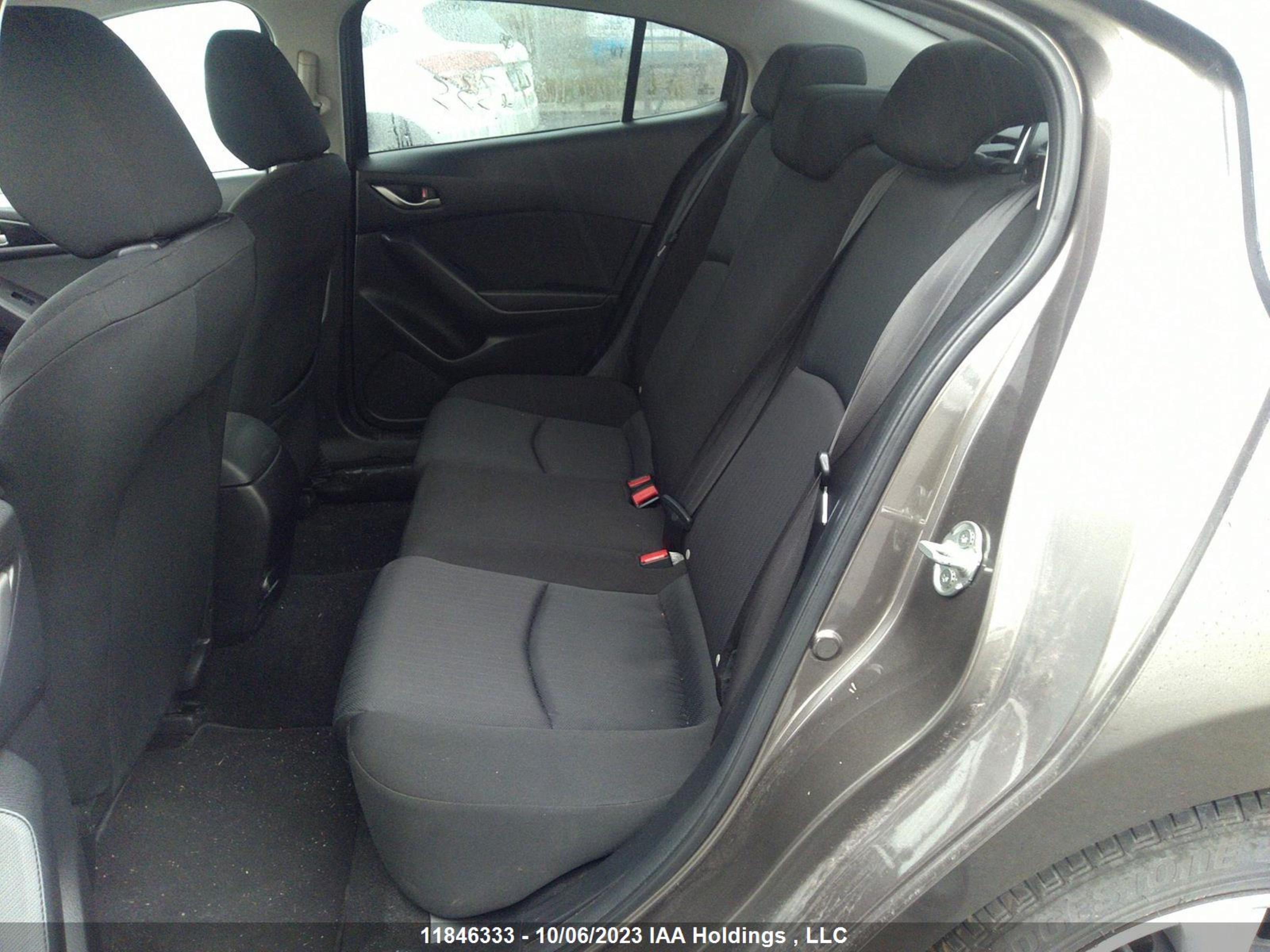 Photo 7 VIN: 3MZBM1U77GM326120 - MAZDA 3 