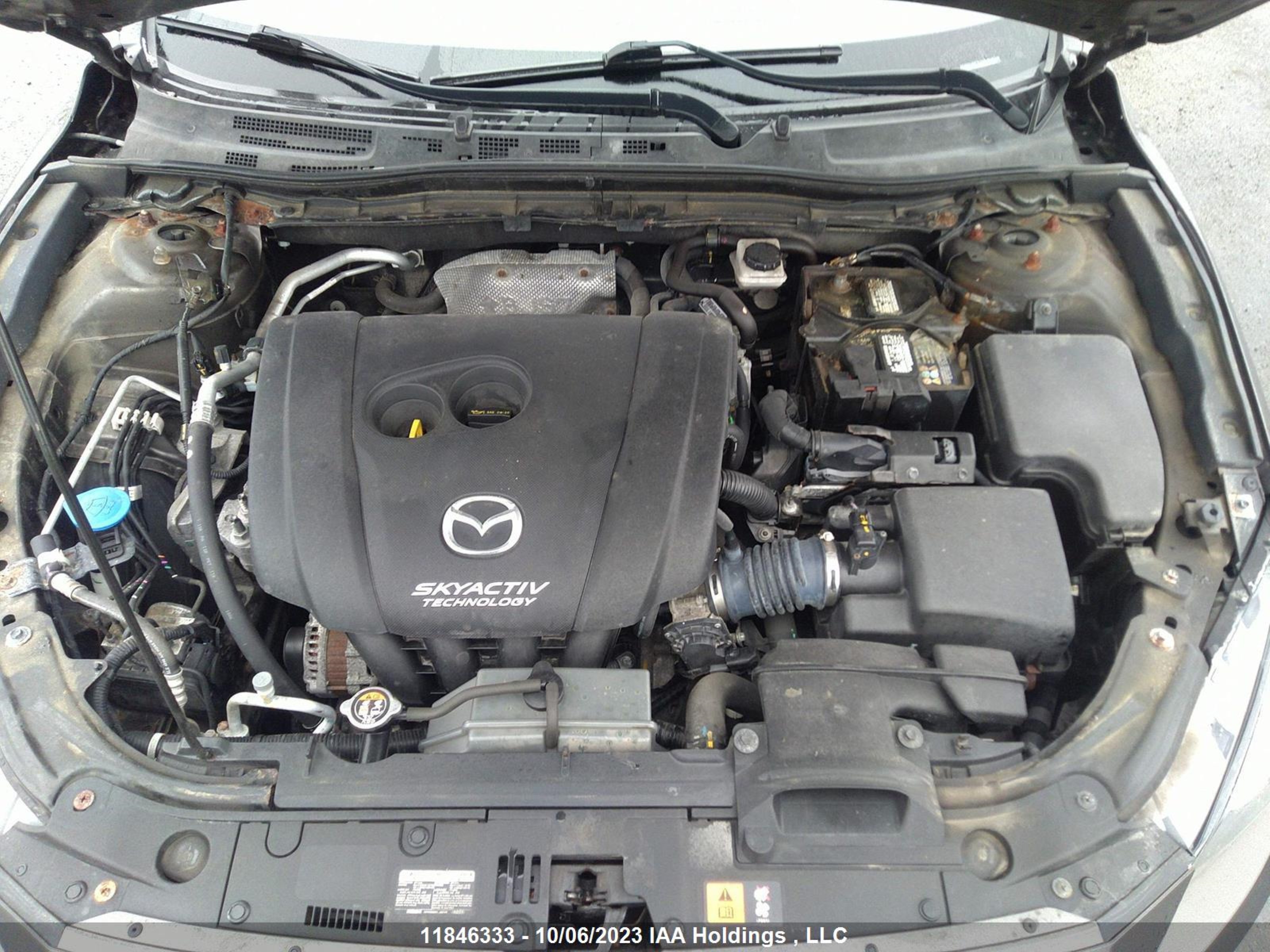 Photo 9 VIN: 3MZBM1U77GM326120 - MAZDA 3 