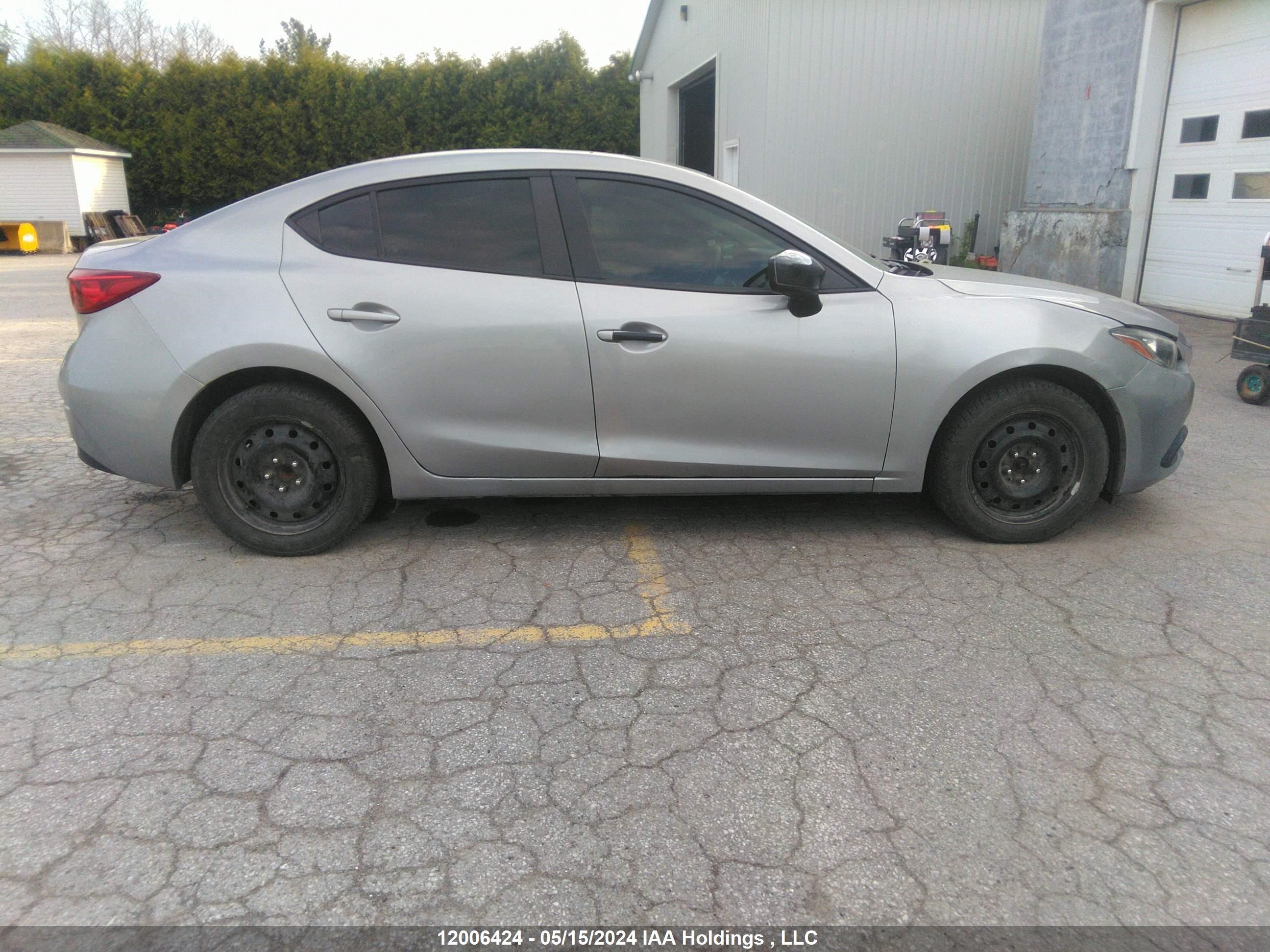 Photo 12 VIN: 3MZBM1U78FM126328 - MAZDA 3 